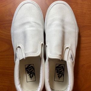 Like new white slip on Vans